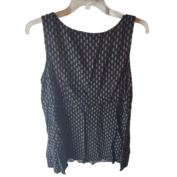 Torrid Fit and Flare Rayon Sleeveless Top, 1X - Picture 3 of 6